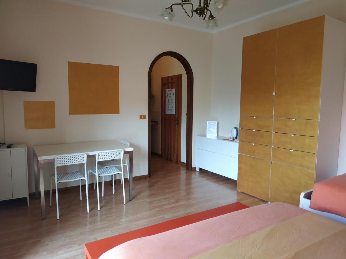 B&B Villa Filotea & Apartment Desenzano del Garda Luaran gambar