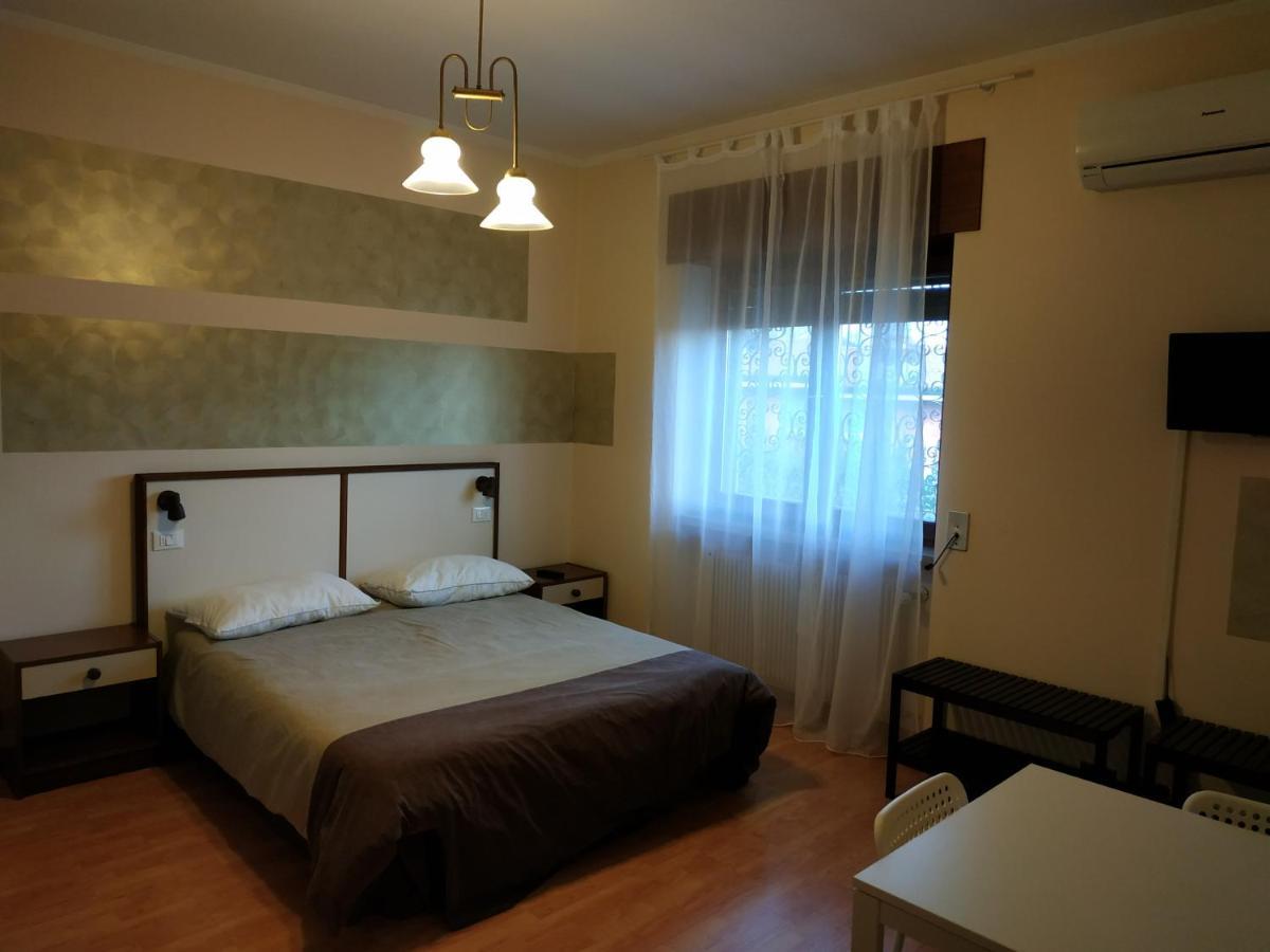B&B Villa Filotea & Apartment Desenzano del Garda Luaran gambar